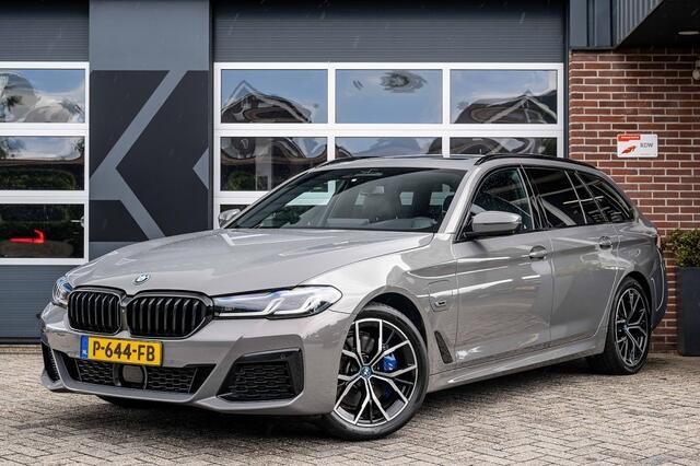 BMW 5-SERIE 530 BMW 530e xDrive Touring M Sport | Panorama | Comfort Seats | Trekhaak | Leder Dash. | Harman/Kardon | Driving Ass. Prof. | 360 Camera | Laser |