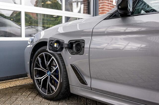BMW 5-SERIE 530 BMW 530e xDrive Touring M Sport | Panorama | Comfort Seats | Trekhaak | Leder Dash. | Harman/Kardon | Driving Ass. Prof. | 360 Camera | Laser |
