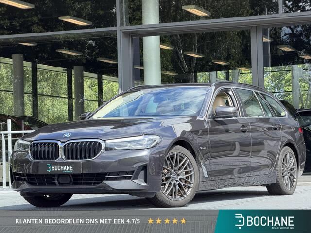 BMW 5-SERIE Touring 530e Business Edition Plus 292PK | Cruise Control adaptief | Navigatie | Lederen Bekleding | Achteruitrijcamera | Trekhaak