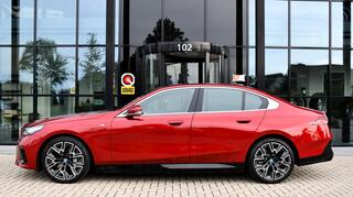 bmw-5-serie-550e-xdrive