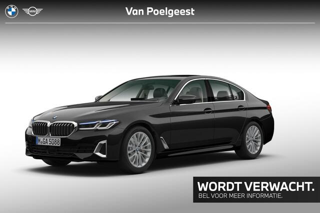 BMW 5-SERIE Sedan 540i High Executive