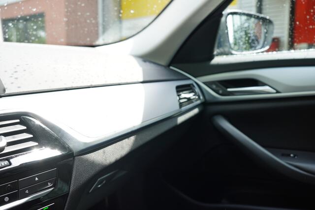 BMW 5-SERIE Touring 540i xDrive Executive / BTW / Individual / export prijs /