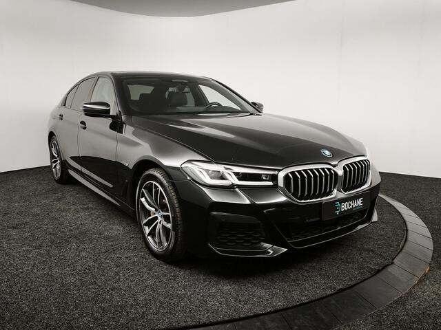 BMW 5-SERIE 530e xDrive High Executive | Harman Kardon | Panoramadak |