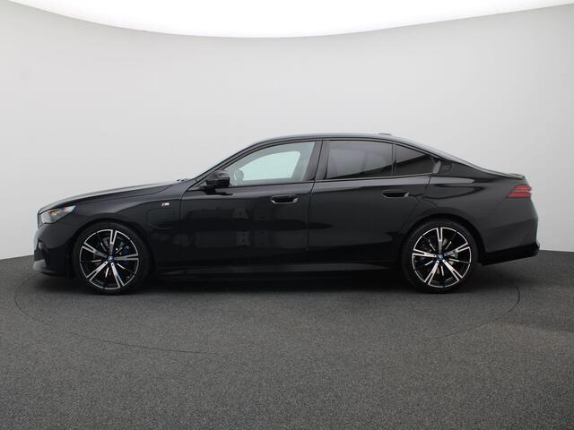 BMW 5-SERIE 530e 299PK Aut. SOH 94,08%, M-Sport Pakket Pro, Driving Assistant Professional, Memorystoel, Head-Up Display, Bower&Wilkins Audio, 20" LM Velgen