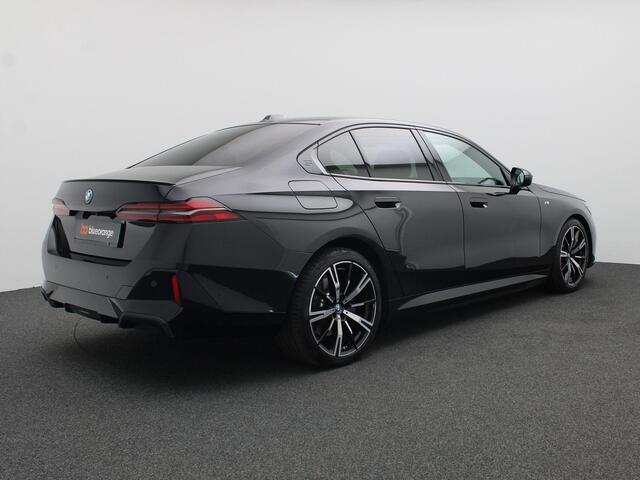 BMW 5-SERIE 530e 299PK Aut. SOH 94,08%, M-Sport Pakket Pro, Driving Assistant Professional, Memorystoel, Head-Up Display, Bower&Wilkins Audio, 20" LM Velgen