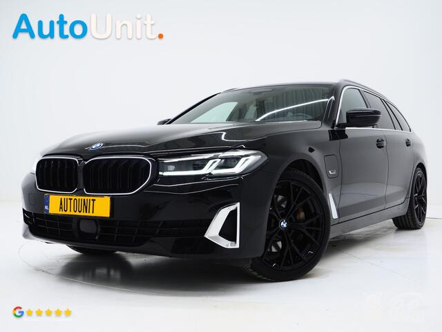 BMW 5-SERIE Touring 530e | LED Grille | Leder | Harman/Kardon | Keyless | Adaptive Cruise | Sfeerlicht
