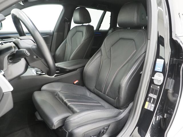 BMW 5-SERIE Touring 530e | LED Grille | Leder | Harman/Kardon | Keyless | Adaptive Cruise | Sfeerlicht