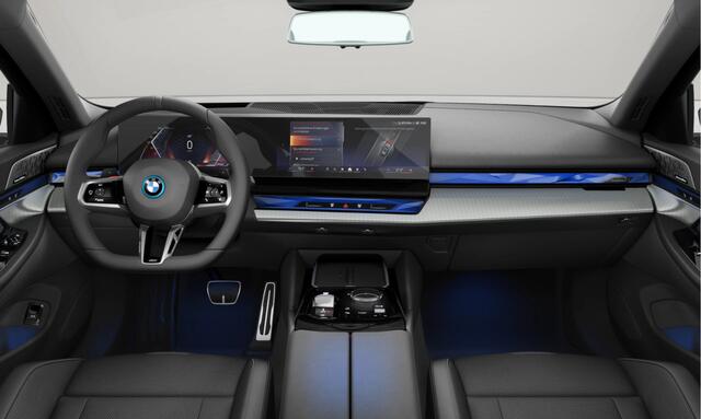 BMW 5-SERIE Touring 550e xDrive M-Sport Pro - M-Zetels - Full Option - NP108.000