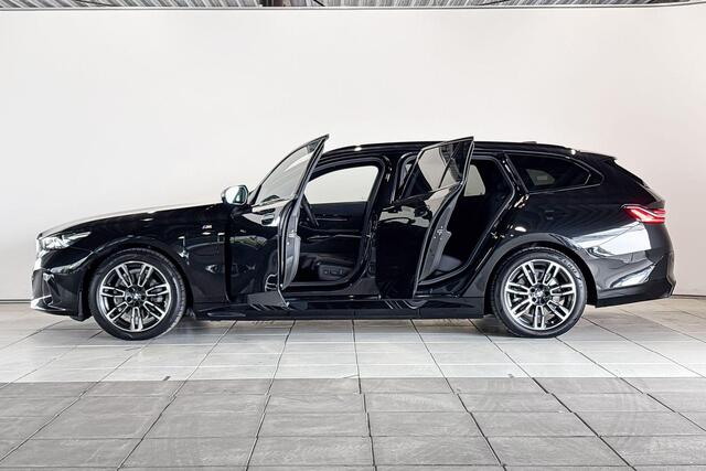 BMW 5-SERIE Touring 530e M Sport Edition