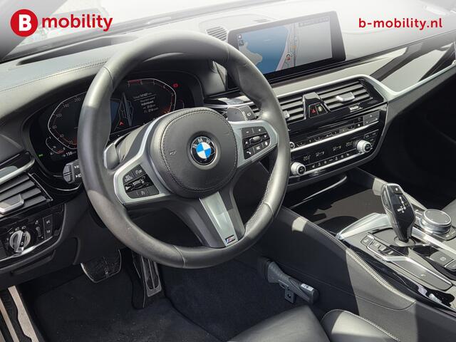 BMW 5-SERIE Touring 530i High Executive M-Sport 'Almadinbraun' Head-Up Trekhaak NL Auto! | Panoramadak | Achteruitrijcamera | Comfortstoelen | Stoelverwarming