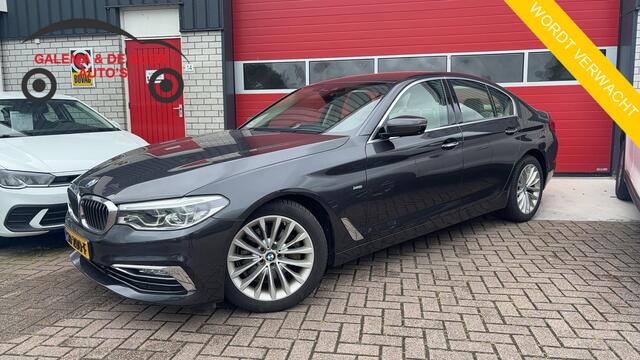 BMW 5-SERIE 520i High Executive ZEER MOOI! / FULL LED / 360GR CAMERA / STOELVERW / CLIMA / PDC / BLUETOOTH / CRUISE / NL-AUTO