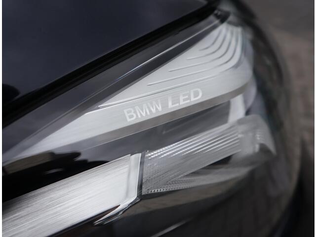 BMW 5-SERIE Touring 530e M Sport | Pano | Leer | Stoelverwarming | 19 Inch