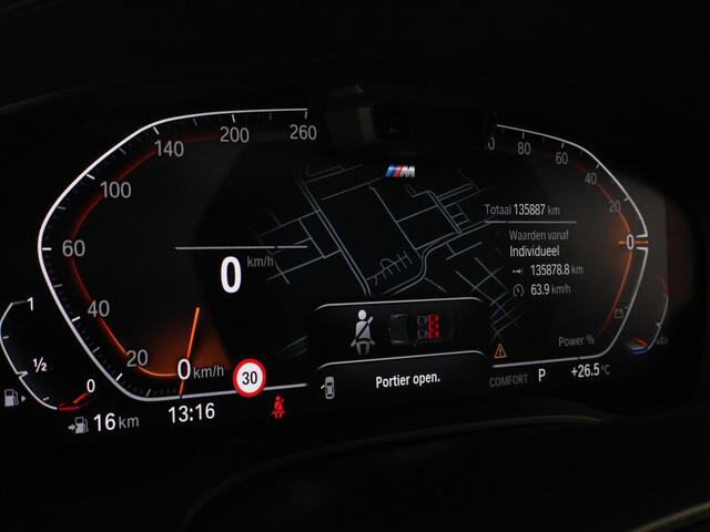 BMW 5-SERIE Touring 530i Business Edition Plus | Schuif-/Kanteldak | Navigatie | Camera | Leder |