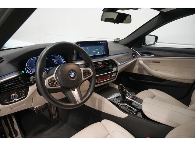 BMW 5-SERIE 530e xDrive M-Sport | Schuifdak | Nappa leder | CoPilot | Laser