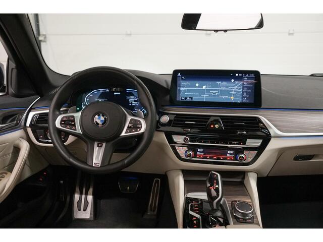 BMW 5-SERIE 530e xDrive M-Sport | Schuifdak | Nappa leder | CoPilot | Laser