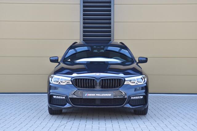 BMW 5-SERIE Touring 540i xDrive High Executive * M-Sportpakket * Panoramadak * Comfortstoelen * Head-up *