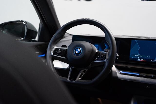BMW 5-SERIE 530E M-SPORT , Panodak, Harman en Kardon, Leder, 21 Inch, 360 camera Trekh, BTW