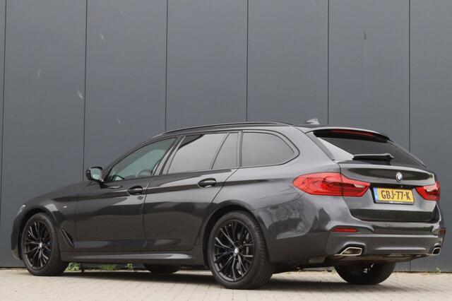 BMW 5-SERIE Touring 540i xDrive M Sport 19inch Trekhaak 360° Harman-Kardon