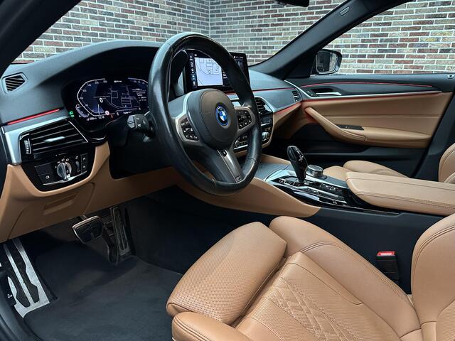 BMW 5-SERIE Touring 530e Executive M-Pakket| Adaptieve cruise| Dealer garantie|