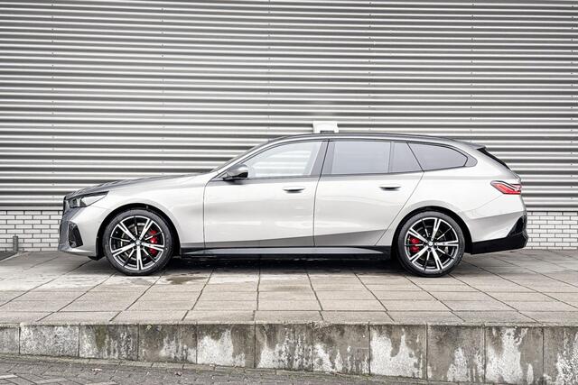BMW 5-SERIE Touring 520i