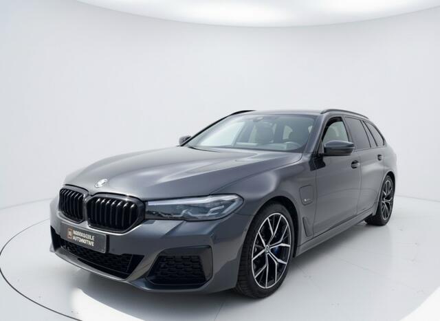 BMW 5-SERIE 530E Business Ed PLUS, M Sport, Xenon, Leder