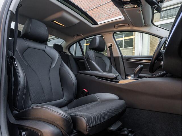 BMW 5-SERIE 530i High Exe PANO CAMERA ELEK TREKHAAK SHADOW LINE