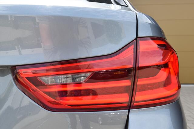 BMW 5-SERIE Touring 530i High Executive * Head-up * Sfeerverlichting * Comfortstoelen * Harman / Kardon * Apple carplay *