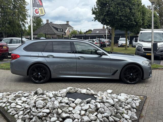 BMW 5-SERIE Touring 530D High Exe 2017 M-Pakket Pano HUD Softclose H/K Audio