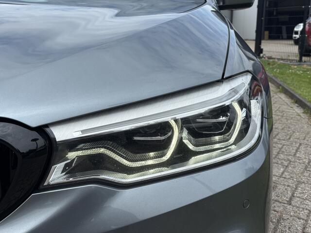 BMW 5-SERIE Touring 530D High Exe 2017 M-Pakket Pano HUD Softclose H/K Audio