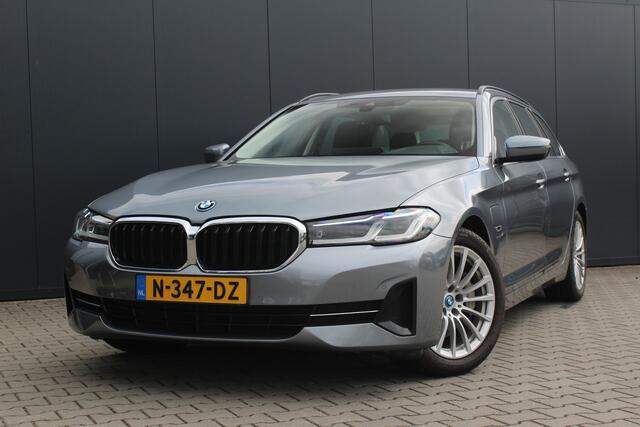 BMW 5-SERIE Touring 530e Business Edition Plus | Incl. 12 maanden garantie | Cruise control | Climate control | Stoelverwarming | Memory seats | Luxe lederen zetels | Apple carplay/Android auto |
