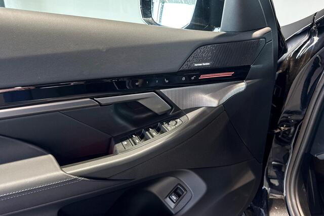 BMW 5-SERIE Touring 520i | M Sport | Harman Kardon | Stoelverwarming | Comfort Access |