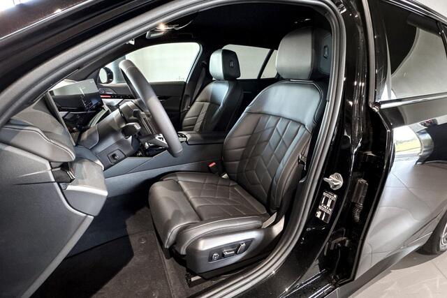 BMW 5-SERIE Touring 520i | M Sport | Harman Kardon | Stoelverwarming | Comfort Access |