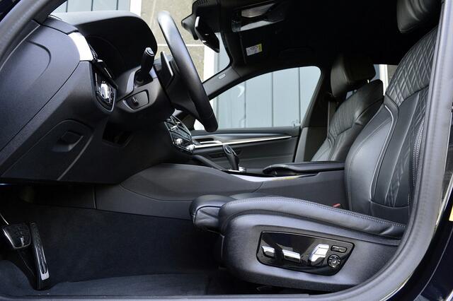 BMW 5-SERIE 520e M-Sport SOH 88% Rijklaarprijs-Garantie Leder Interieur Apple carplay Airco 20 Inch Head-Up