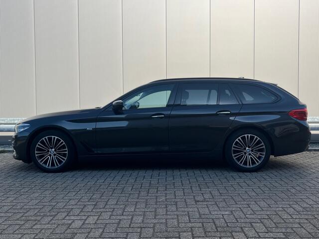 BMW 5-SERIE Touring 540d xDrive Executive Luxury Line