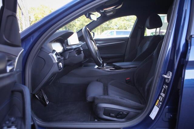 BMW 5-SERIE 545e M-Sport Sedan | BTW |
