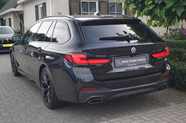 BMW 5-SERIE 530e (292pk) M pakket HUD/HenK/Pano/Comfort Stoelen/