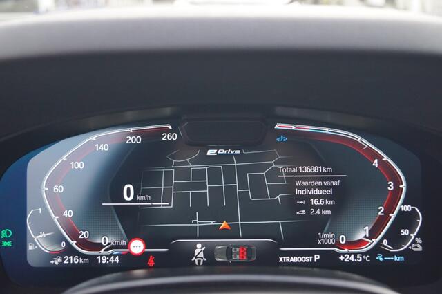 BMW 5-SERIE 530e (292pk) M pakket HUD/HenK/Pano/Comfort Stoelen/