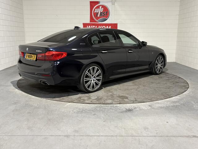BMW 5-SERIE 530e iPerformance High Executive, M pakket, Led, Comfort stoelen memory, 20 inch, Camera, Clima, Cruise, Harman Kardon, Prijs incl nwe apk, beurt en 3 mnd garantie