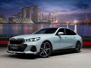BMW 5-SERIE