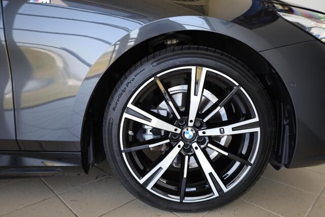 BMW 5-SERIE Touring 530e xDrive | M Sportpakket | Panorama Dak | Harman/Kardon | Driving Assistant Professional