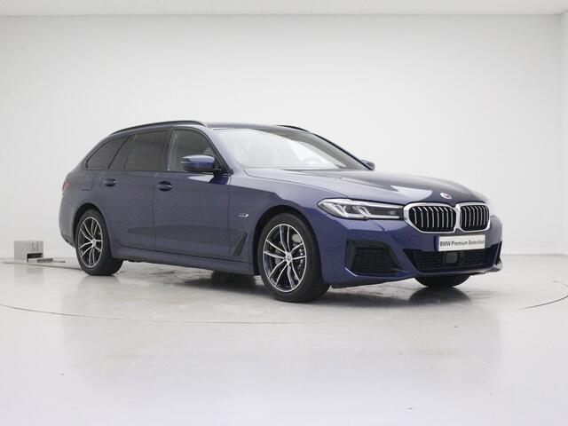 BMW 5-SERIE Touring 530e High Executive | Adaptief Onderstel | Panorama Dak | Keyless | Comfort Stoelen | Driver Ass Prof. | Trekhaak | Laser | Head Up | Shadow Line