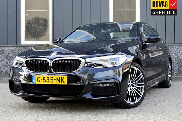 BMW 5-SERIE 530e iPerformance Saphir Edition M-Sport SOH 88% Rijklaarprijs-Garantie Leder Interieur Led Camera Navigatie Apple carplay