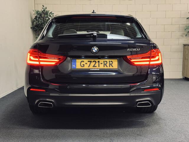 BMW 5-SERIE Touring 530i High Exe. M-Sport | Panorama | Comf.Stoel | CarPlay