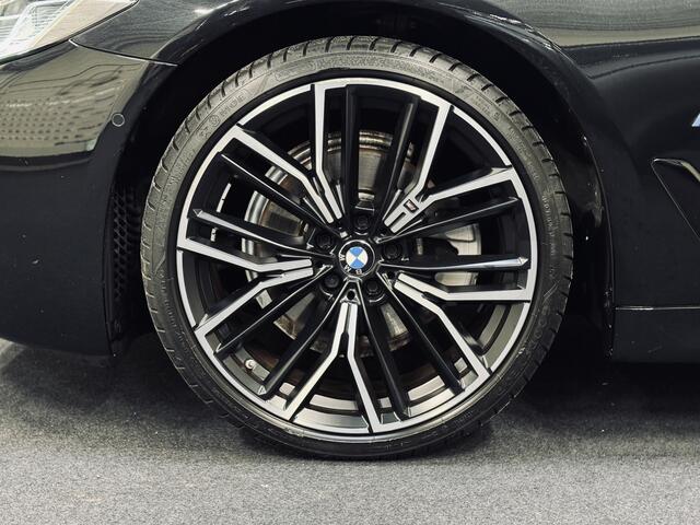 BMW 5-SERIE 520i High Exe. M-Sport Plus | 20" | Schuifdak | 1e Eig.