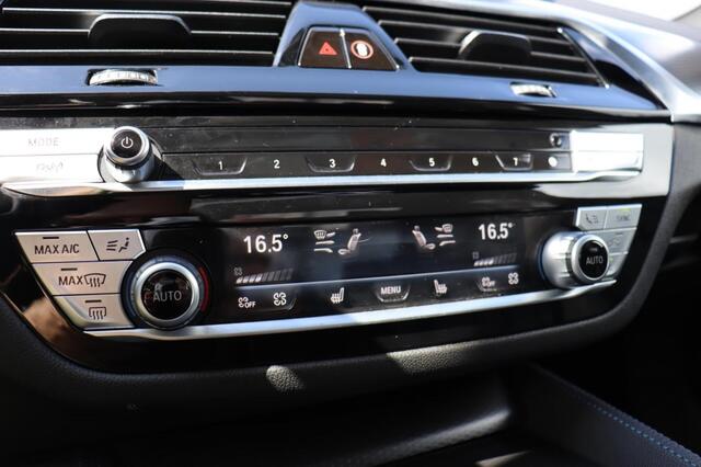 BMW 5-SERIE 530e High Exe M-sport/Pano/HUD/20"/ACC/Softclose/VOL!!