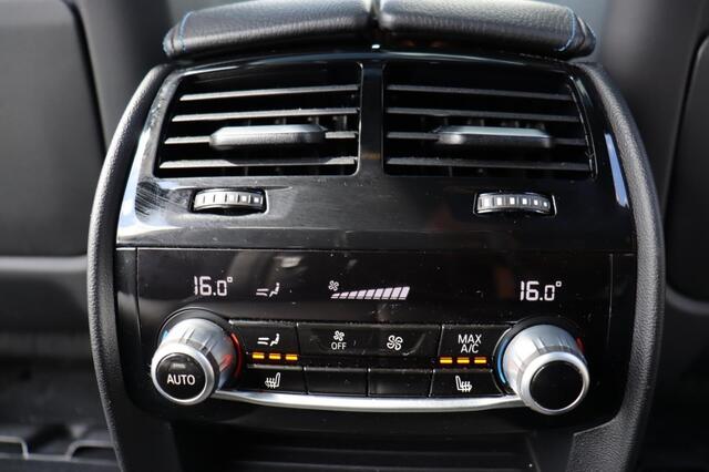 BMW 5-SERIE 530e High Exe M-sport/Pano/HUD/20"/ACC/Softclose/VOL!!