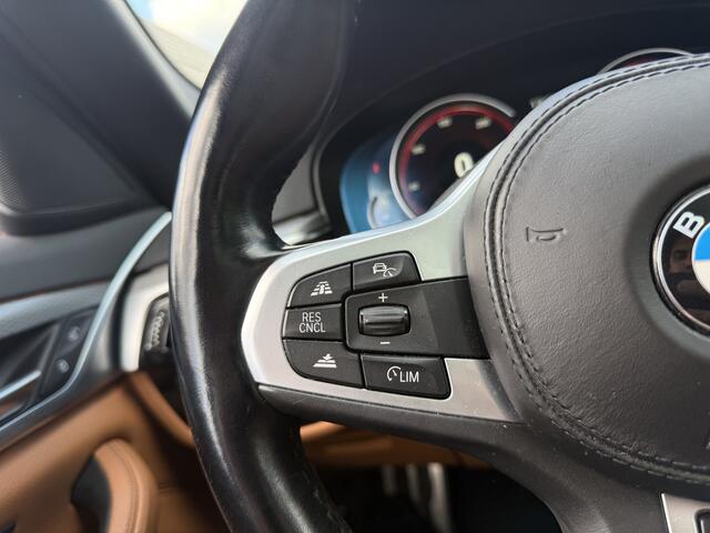 BMW 5-SERIE 520i High Executive