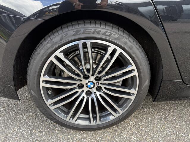 BMW 5-SERIE 520i High Executive
