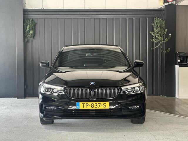 BMW 5-SERIE 520i Corporate Lease High Executive | M Sportpakket | Leder | Sfeerverlichting | HiFi System | Sportstoelen | Stoelverwarming | Navigatie | LMV 20 |