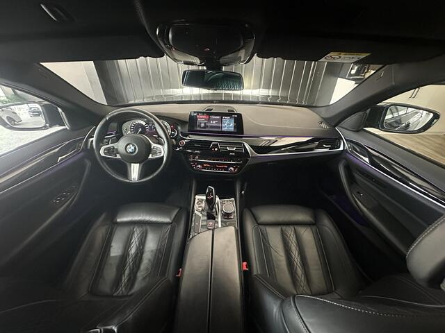 BMW 5-SERIE 520i Corporate Lease High Executive | M Sportpakket | Leder | Sfeerverlichting | HiFi System | Sportstoelen | Stoelverwarming | Navigatie | LMV 20 |